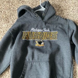 COPY - College Sweatshirt